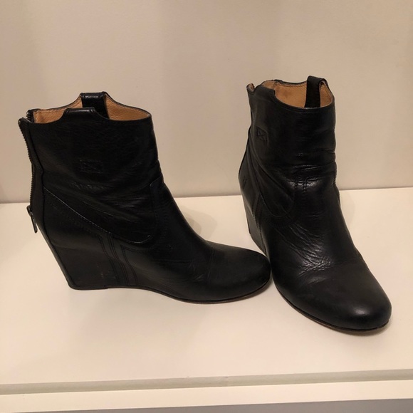 Frye Shoes - Frye Boots